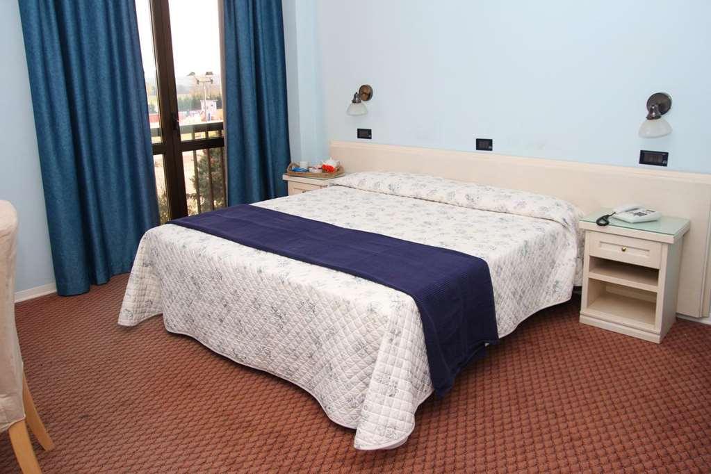 Il Grifo Hotel E Bisteccheria Toscana Montepulciano Stazione Værelse billede