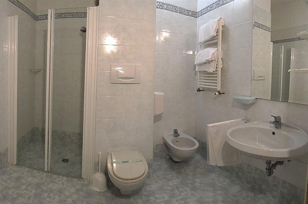 Il Grifo Hotel E Bisteccheria Toscana Montepulciano Stazione Eksteriør billede